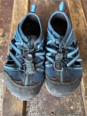 Chaco Kids Blue Sandal sneaker with Quick-Lace